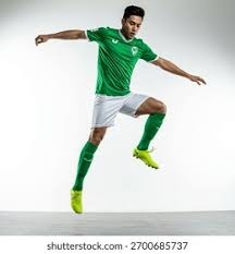 官方：曼城20岁边锋埃米利奥-劳伦斯租借加盟英甲卢顿