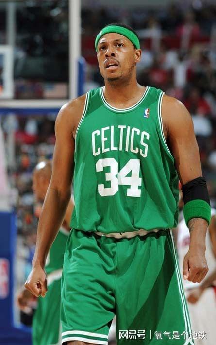 赞助
